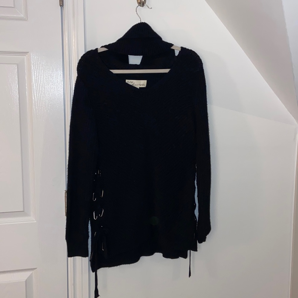 Vintage Havana black knit sweater. Turtleneck w/ cut out V-neck. Design on side
